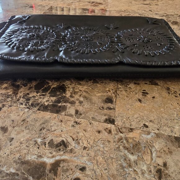 Jack Rogers “Lawn Party” Leather Clutch - Picture 6 of 16